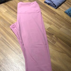 Yogalicious Lux Pink Ankle Length Leggings